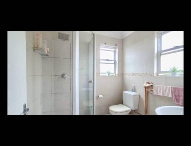 2 BEDROOM TOWNHOUSE FOR SALE IN LA LUCIA